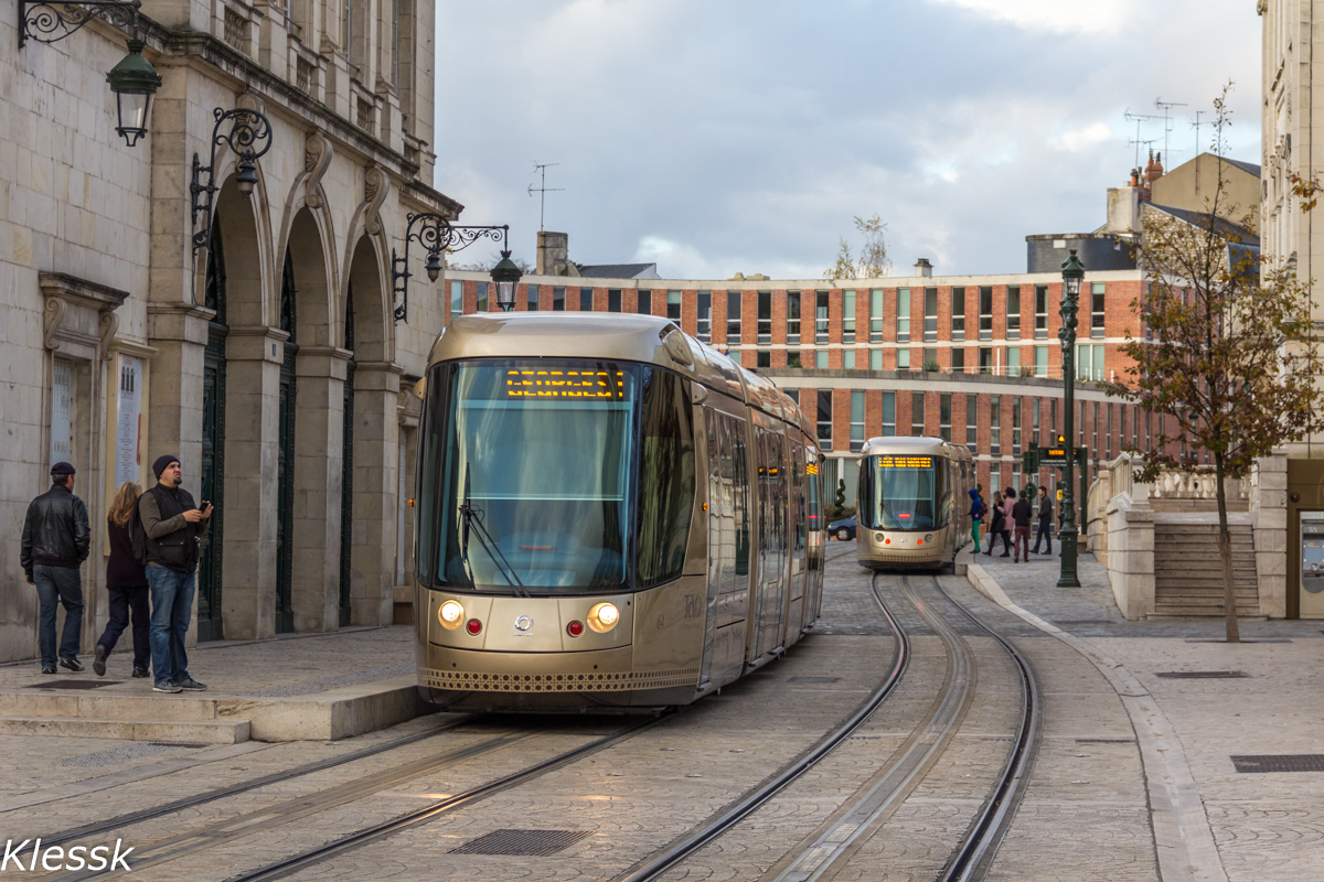 Орлеан, Alstom Citadis 302 № 64 Орлеан, Alstom Citadis 302 № 64
