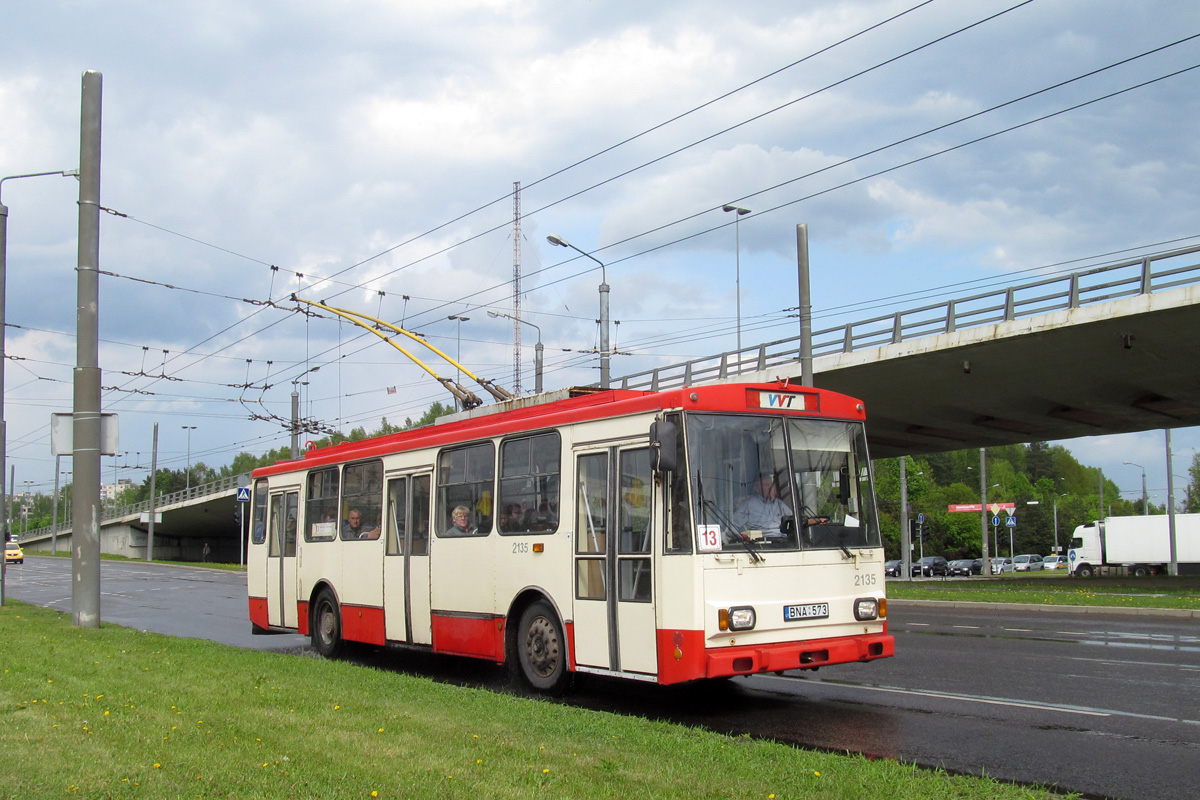 Вильнюс, Škoda 14Tr11/6 № 2135