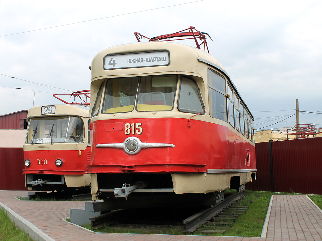 Екатеринбург, Tatra T2SU № 815