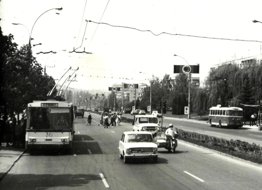 Черновцы, Škoda 14Tr02 № 249; Черновцы — Исторические фотографии (до 1991 года)