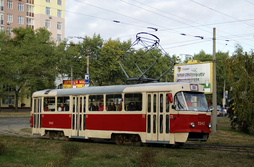 Киев, Tatra T3SU № 5942