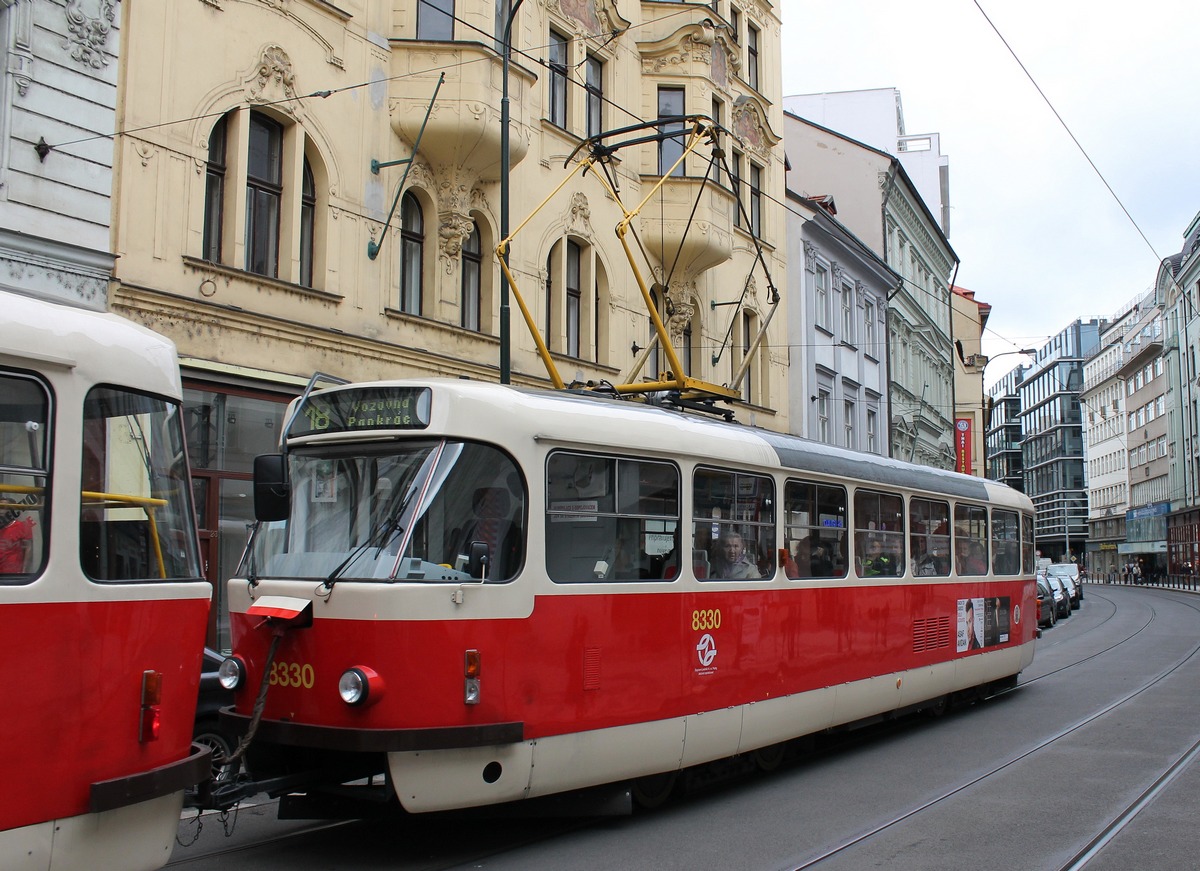 Прага, Tatra T3R.P № 8330
