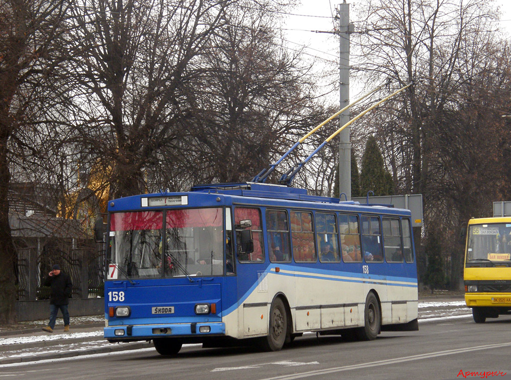 Ровно, Škoda 14Tr10/6 № 158