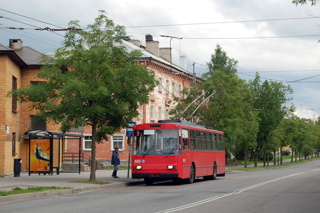 Таллин, Škoda 14Tr02/6 № 300