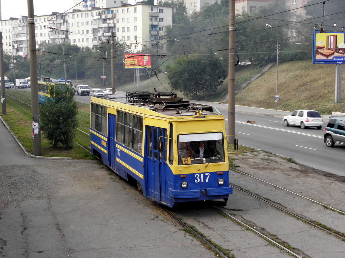 Владивосток, 71-132 (ЛМ-93) № 317
