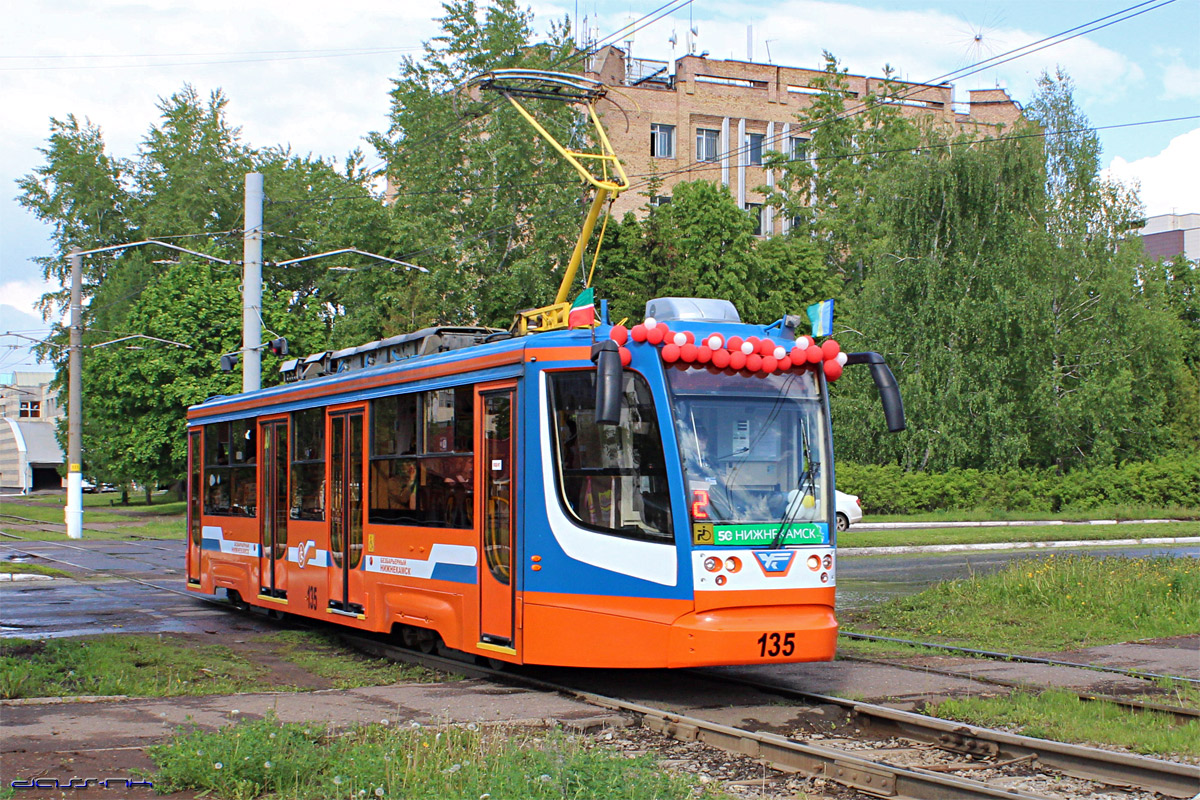 Нижнекамск, 71-623-02 № 135; Нижнекамск — Парад новых трамваев — 23 мая 2016