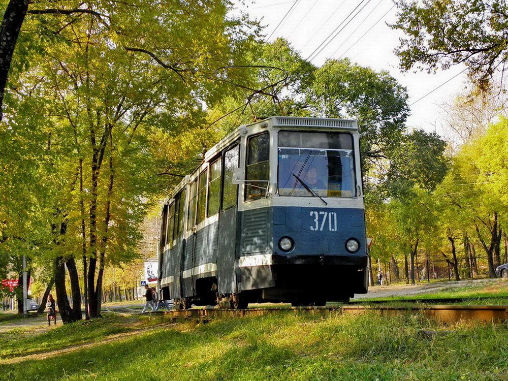 Хабаровск, 71-605 (КТМ-5М3) № 370