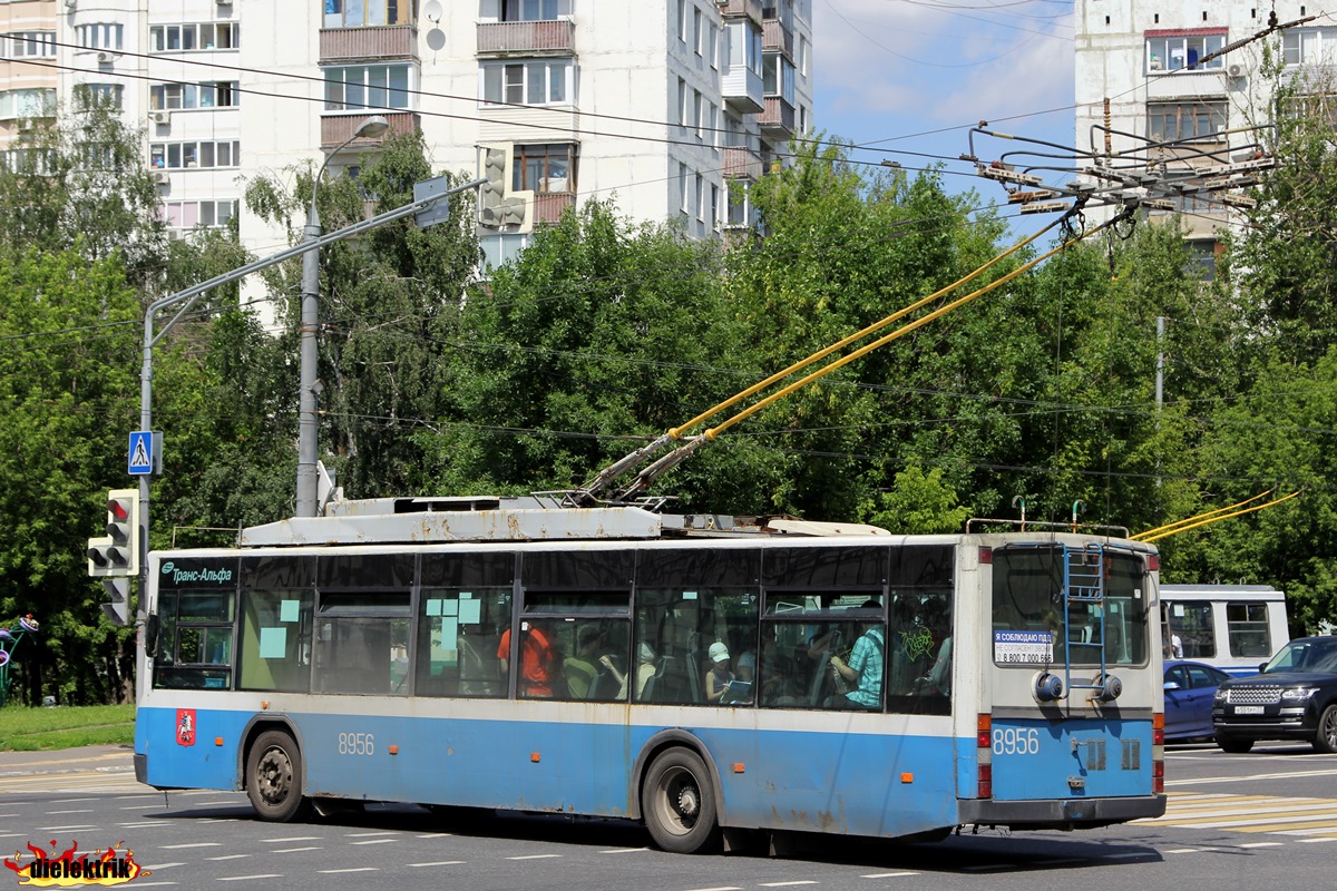 Москва, ВМЗ-5298.01 (ВМЗ-463) № 8956 Москва, ВМЗ-5298.01 (ВМЗ-463) № 8956