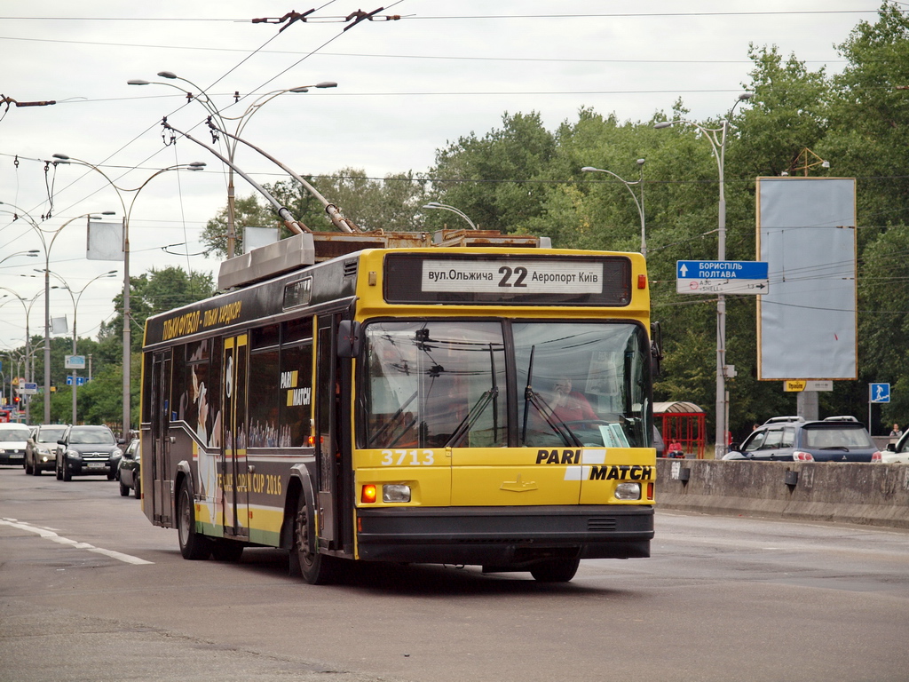 Киев, МАЗ-103Т № 3713