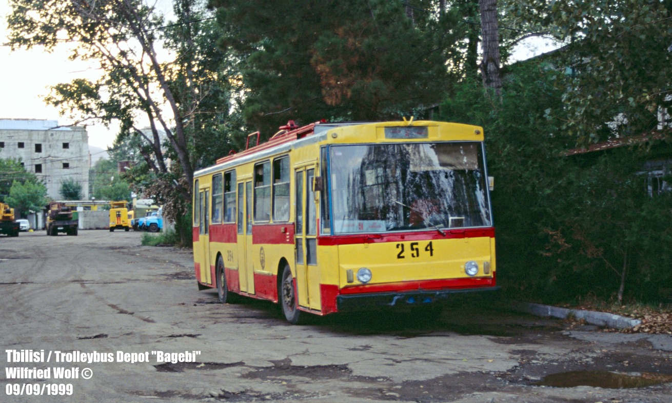 Тбилиси, Škoda 14Tr02 № 254