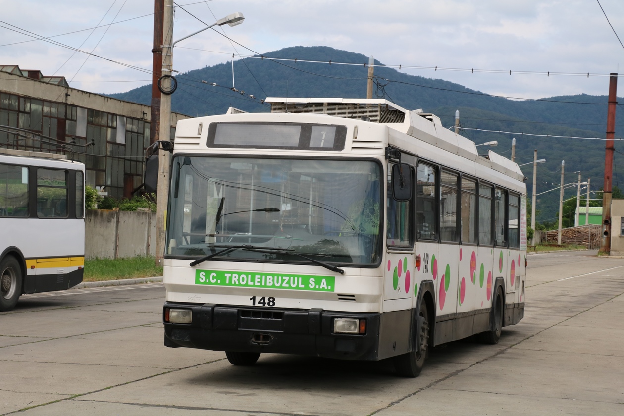 Пьятра-Нямц, Berliet ER100 № 148