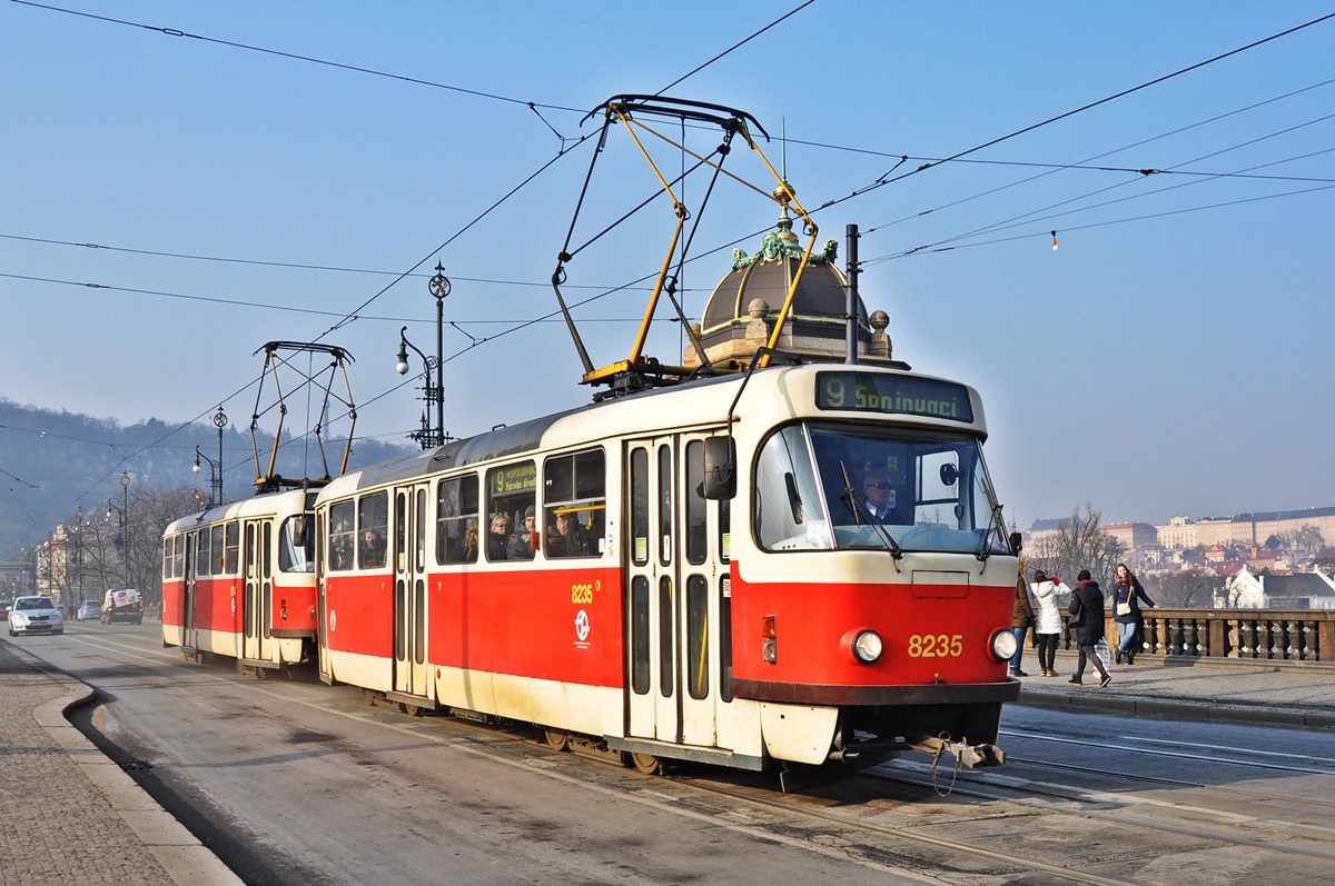 Прага, Tatra T3R.P № 8235