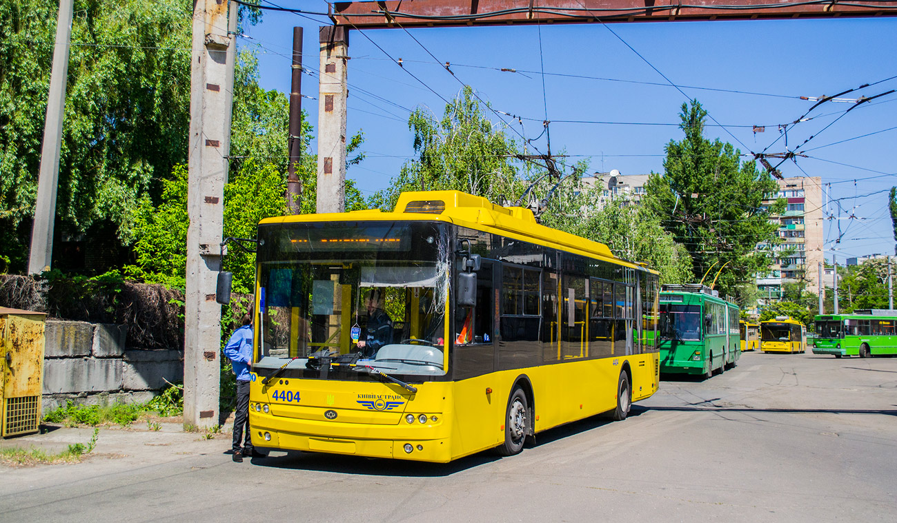 Киев, Богдан Т70110 № 4404