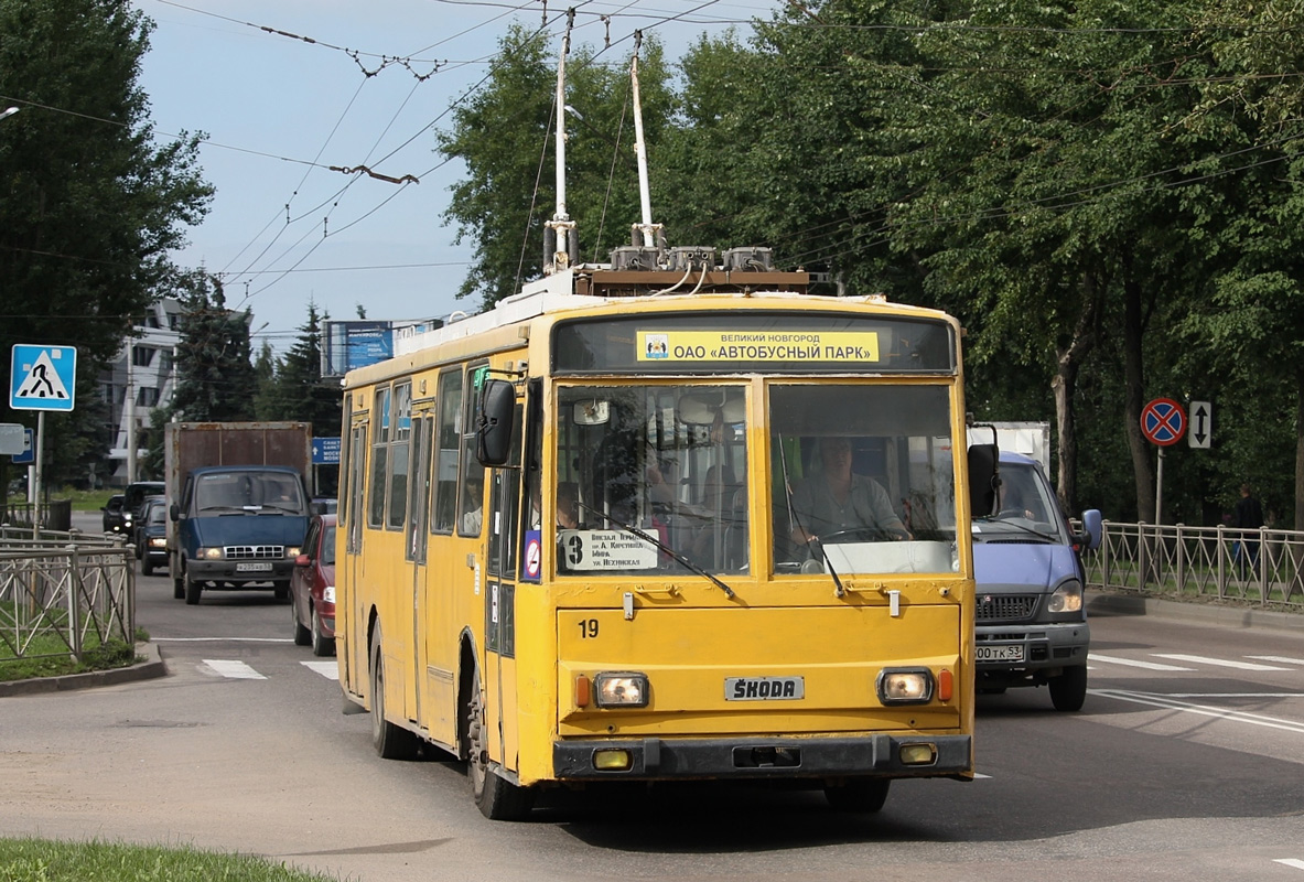 Великий Новгород, Škoda 14TrM (ВМЗ) № 19