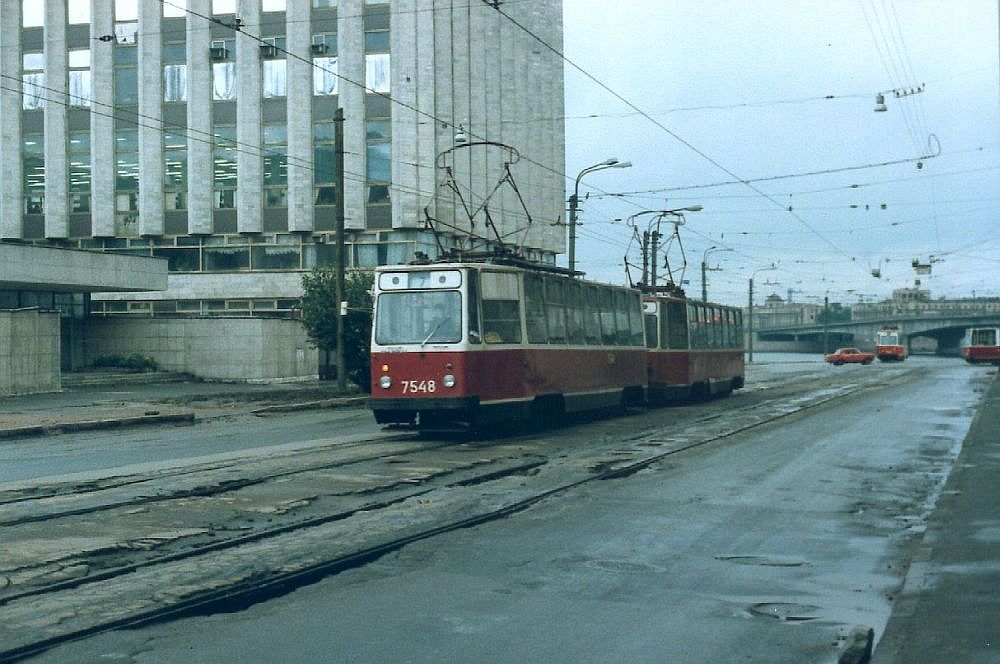 Санкт-Петербург, ЛМ-68М № 7548
