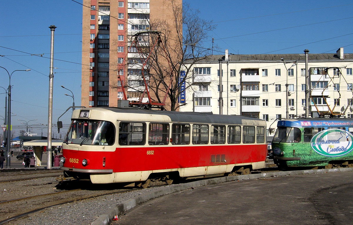 Харьков, Tatra T3 № 6852