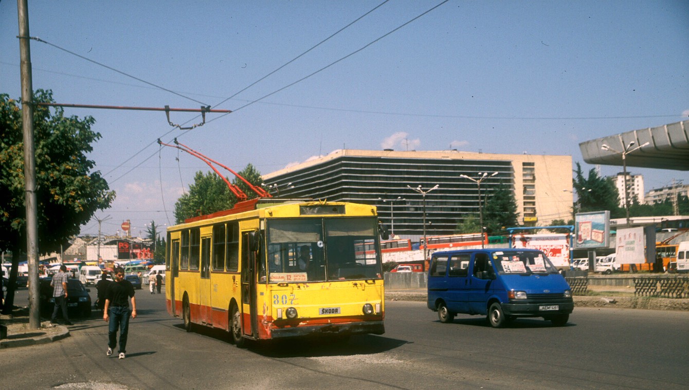 Тбилиси, Škoda 14Tr02/6 № 307