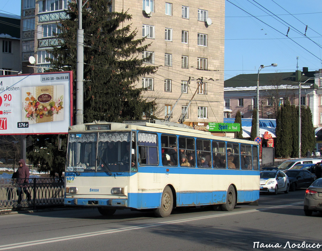 Ровно, Škoda 14Tr89/6 № 102