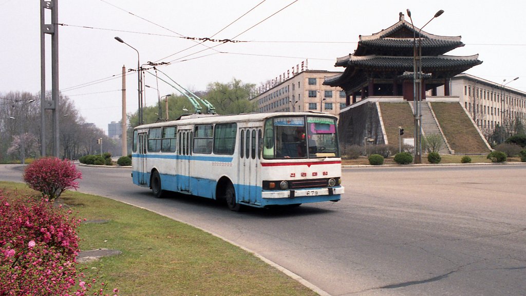 Пхеньян, Chollima 84 № 679; Пхеньян — Исторические фотографии — Трамвай и Троллейбус (1991+)