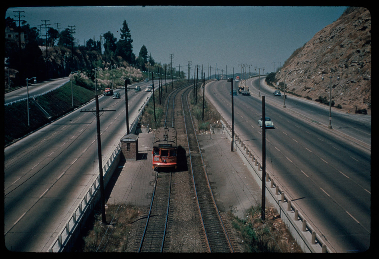 Лос-Анджелес, St. Louis Hollywood car № 5130; Лос-Анджелес — Линии и инфраструктура PE