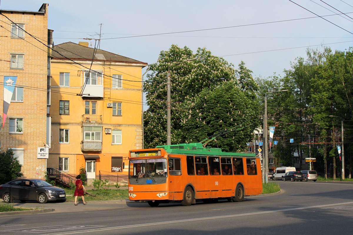 Смоленск, ЗиУ-682Г-016.03 № 040