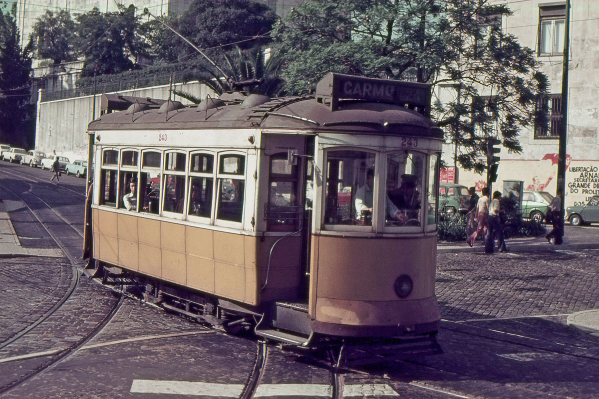Лиссабон, Carris 2-axle motorcar (Standard) № 243