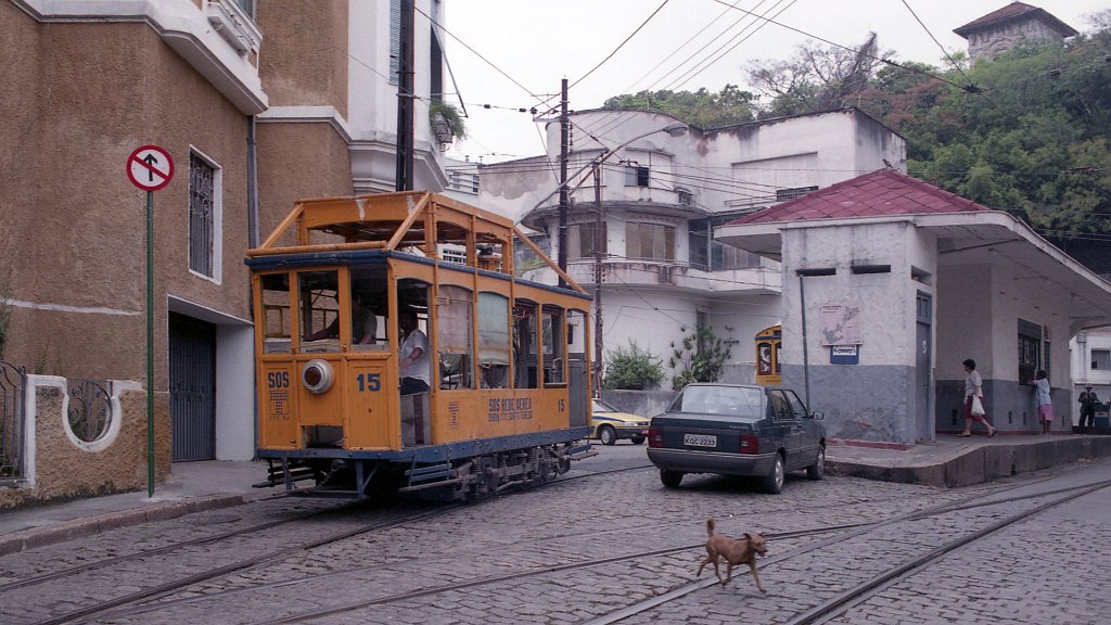 Рио-де-Жанейро, Двухосный моторный вагон № 105