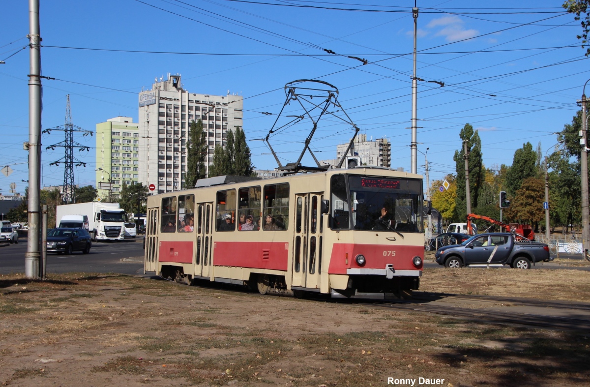 Киев, Tatra T6B5SU № 075
