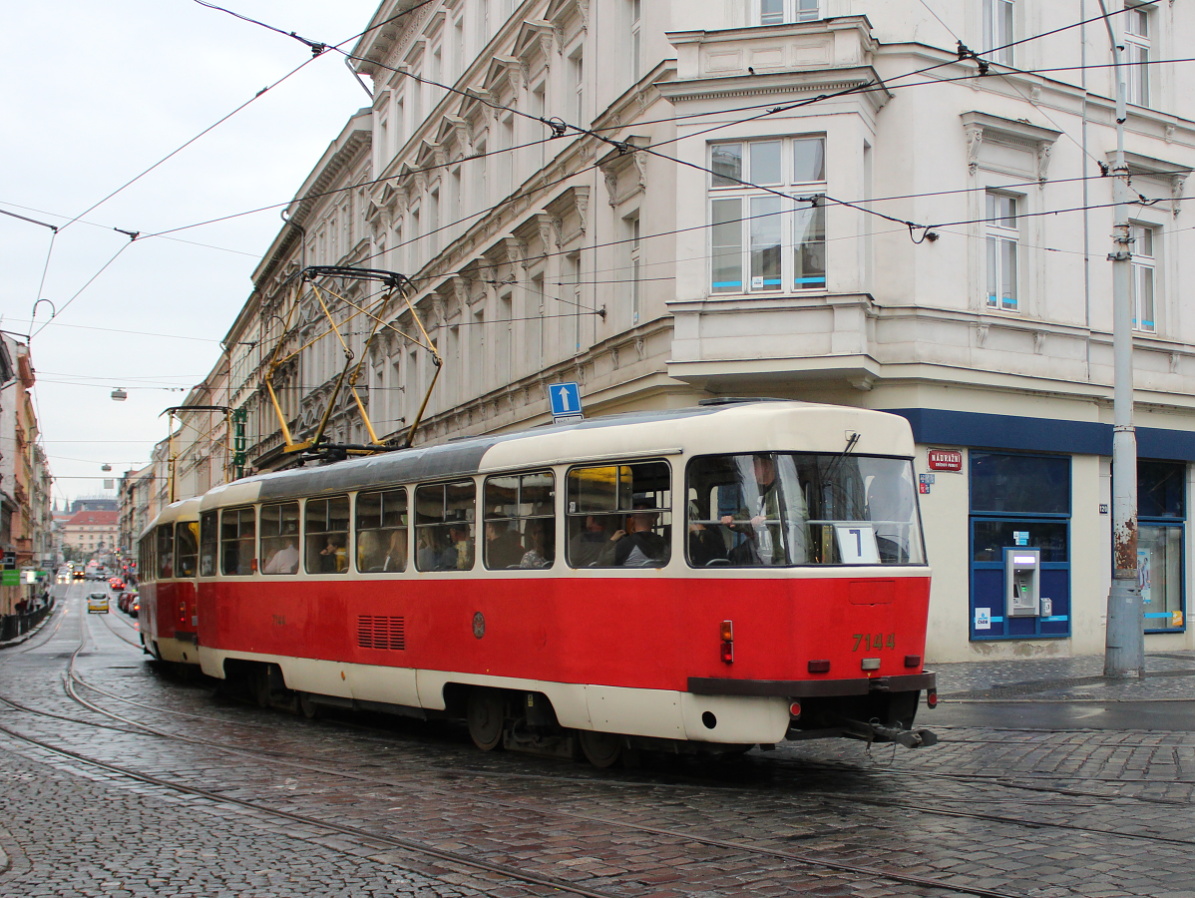 Прага, Tatra T3SUCS № 7144