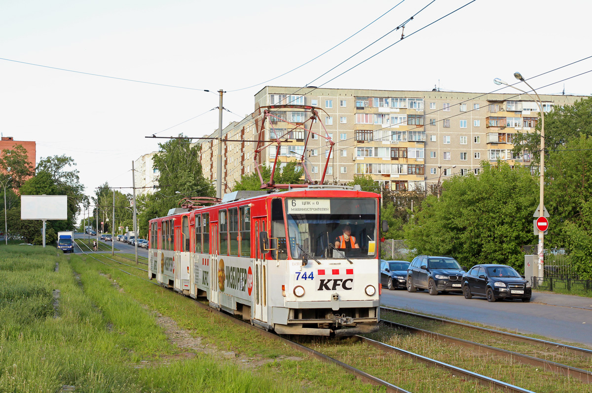 Екатеринбург, Tatra T6B5SU № 744