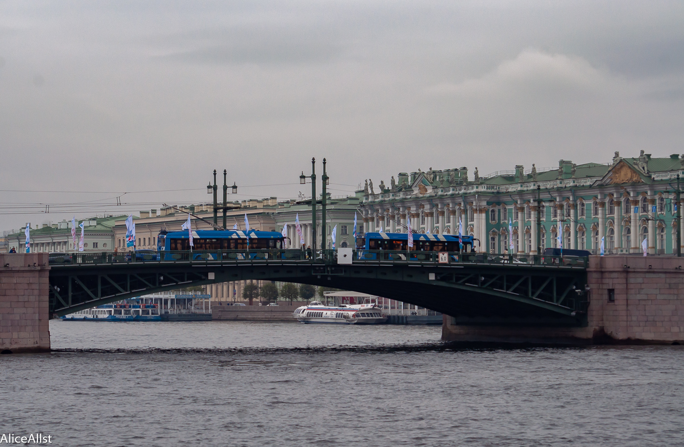 Санкт-Петербург — Мосты; Санкт-Петербург — Троллейбусные линии и инфраструктура