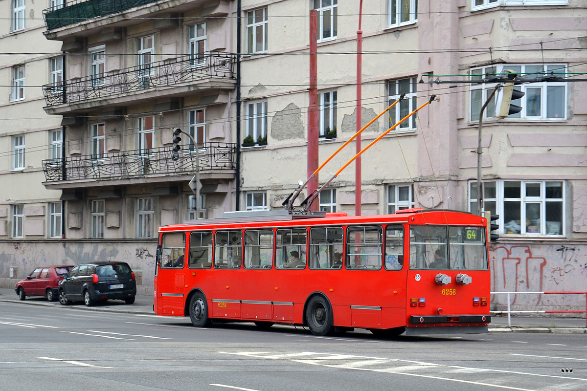 Братислава, Škoda 14Tr10/6 № 6258