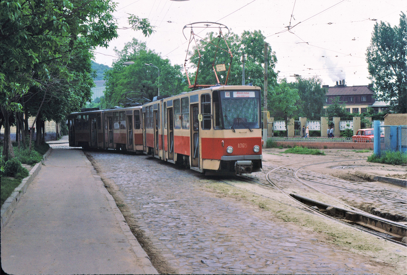 Львов, Tatra KT4SU № 1065