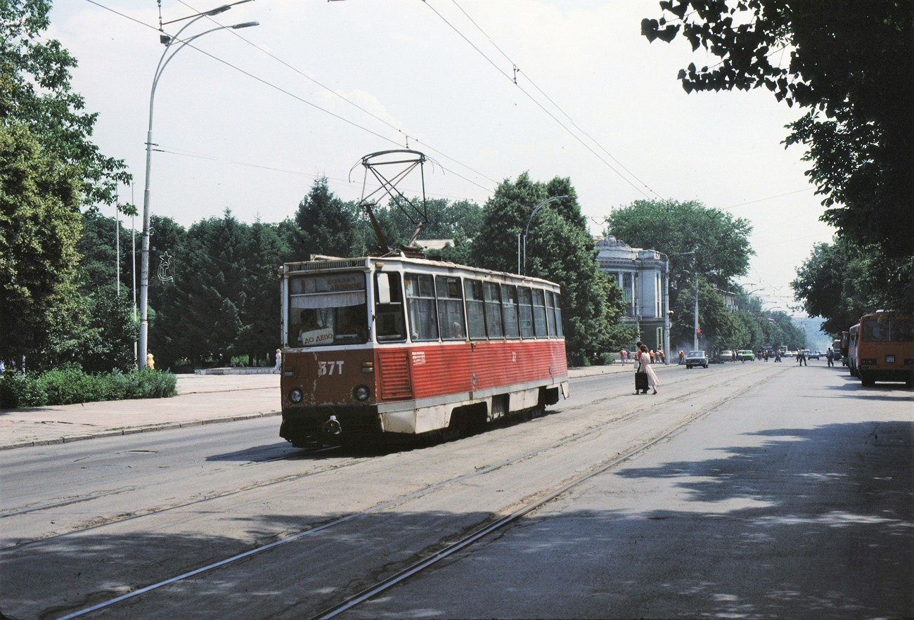 Шахты, 71-605 (КТМ-5М3) № 37; Шахты — Шахтинский трамвай в 1990-е гг.
