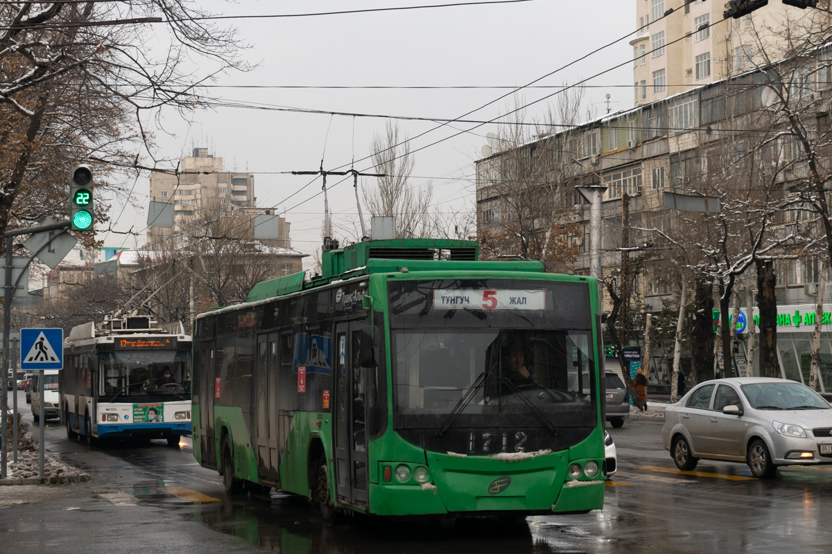 Бишкек, ВМЗ-5298.01 «Авангард» № 1712