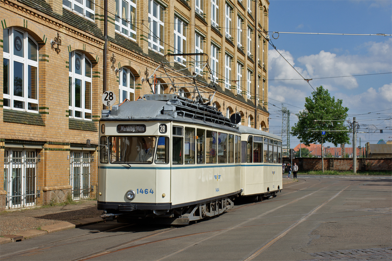 Лейпциг, Двухосный моторный Dessau № 1464; Лейпциг — 150-летие трамвая в Лейпциге