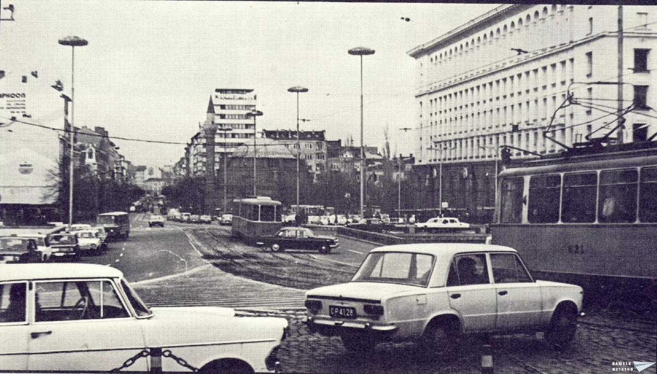 София — Исторически снимки — Трамвайна инфраструктура (1945–1989); София — Исторически снимки — Трамвайни мотриси (1945–1989)