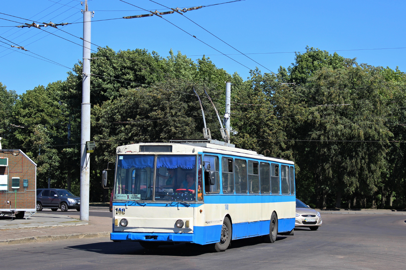 Ровно, Škoda 14Tr01 № 140