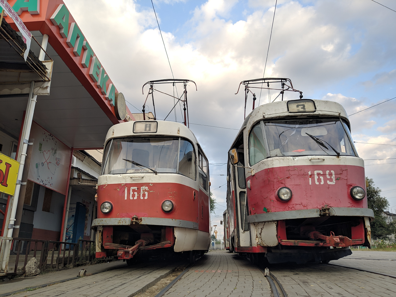 Донецк, Tatra T3SU № 166 (4166); Донецк, Tatra T3SU № 169 (4169)