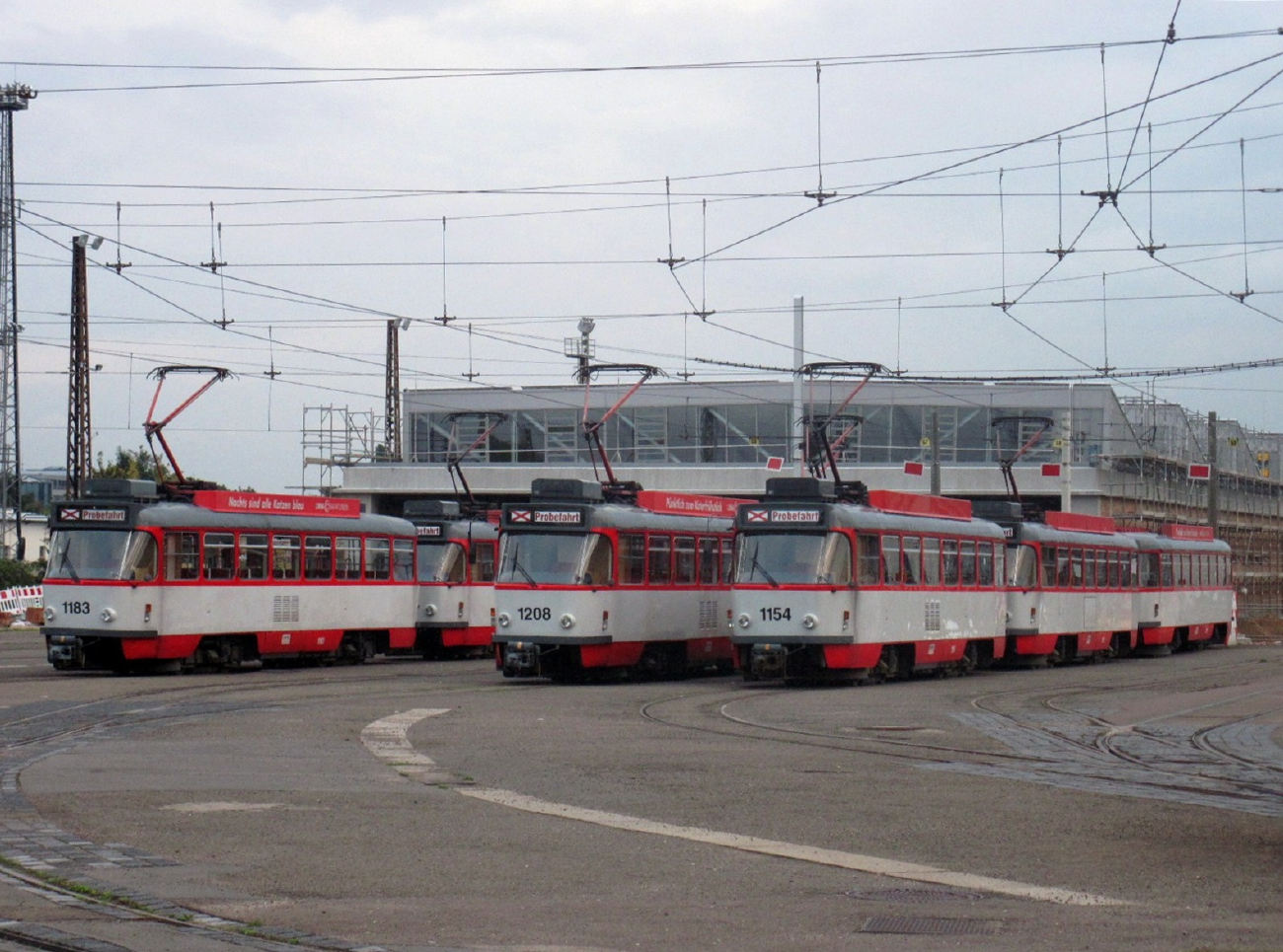Галле, Tatra T4DC № 1183; Галле, Tatra T4DC № 1208; Галле, Tatra T4DC № 1154