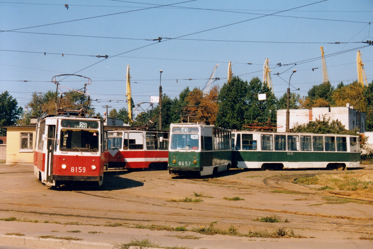 Санкт-Петербург, ЛВС-86К № 8159; Санкт-Петербург, ЛМ-68М № 8657