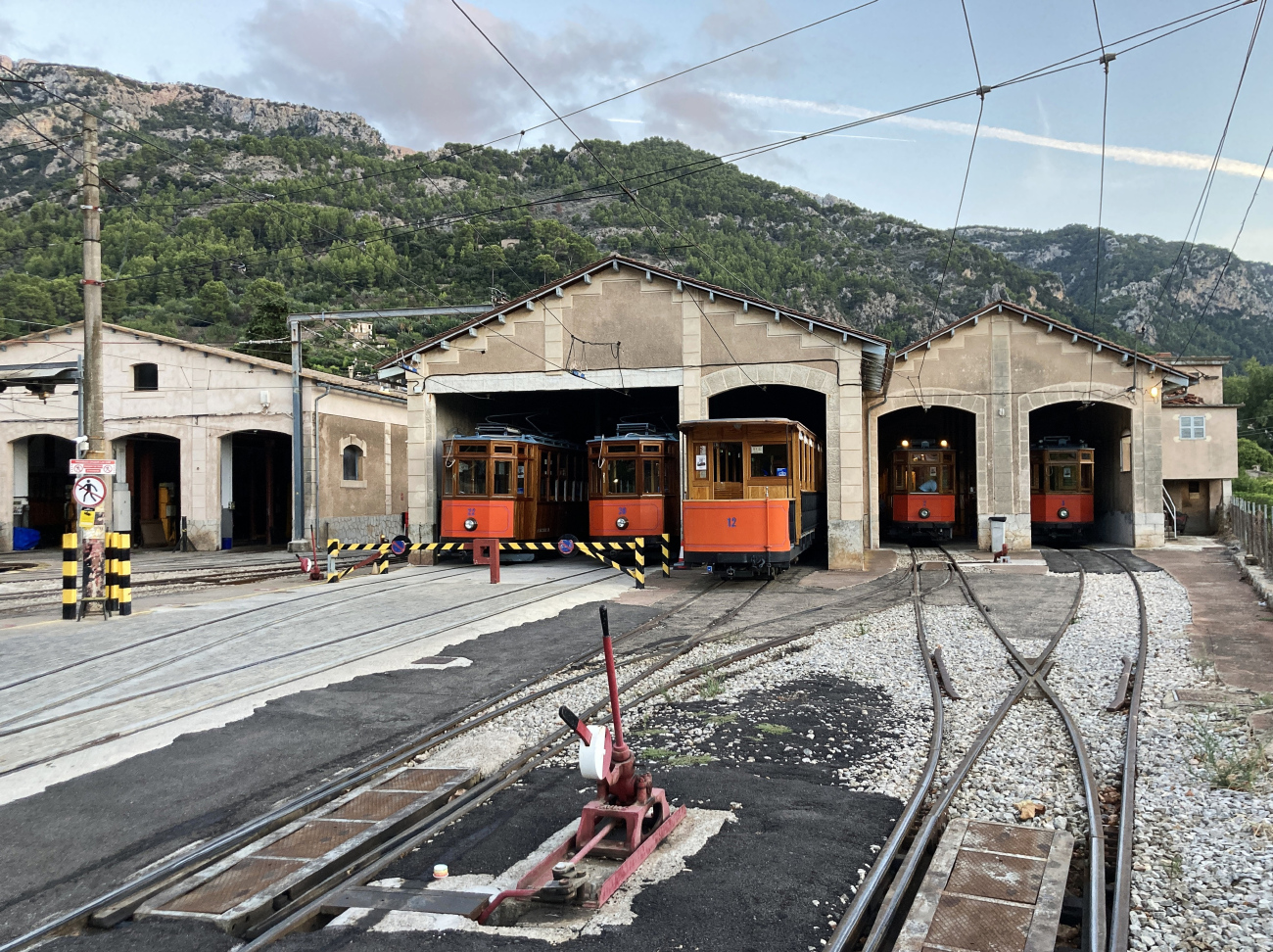 Сольер, Четырёхосный прицепной вагон № 12; Сольер — Депо Ferrocarril de Sóller S.A. в Сольере