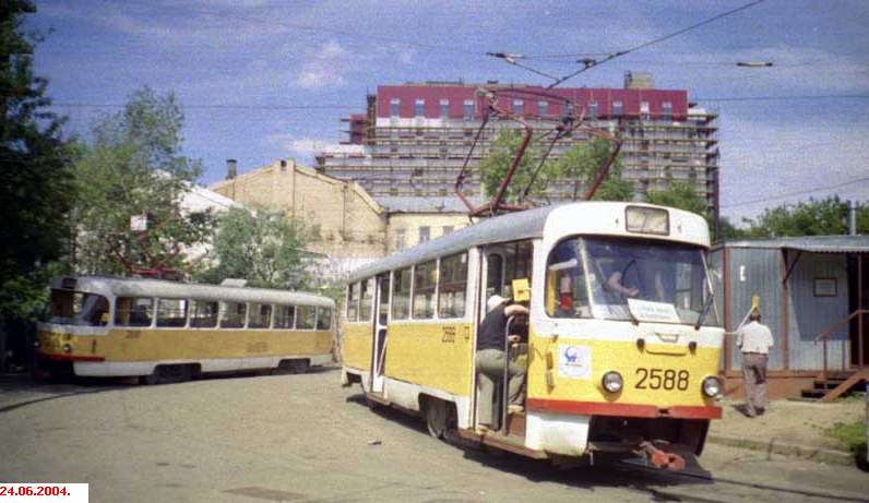 Москва, Tatra T3SU № 2588