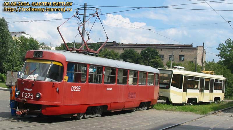 Moskva, Tatra T3SU Br. 0225