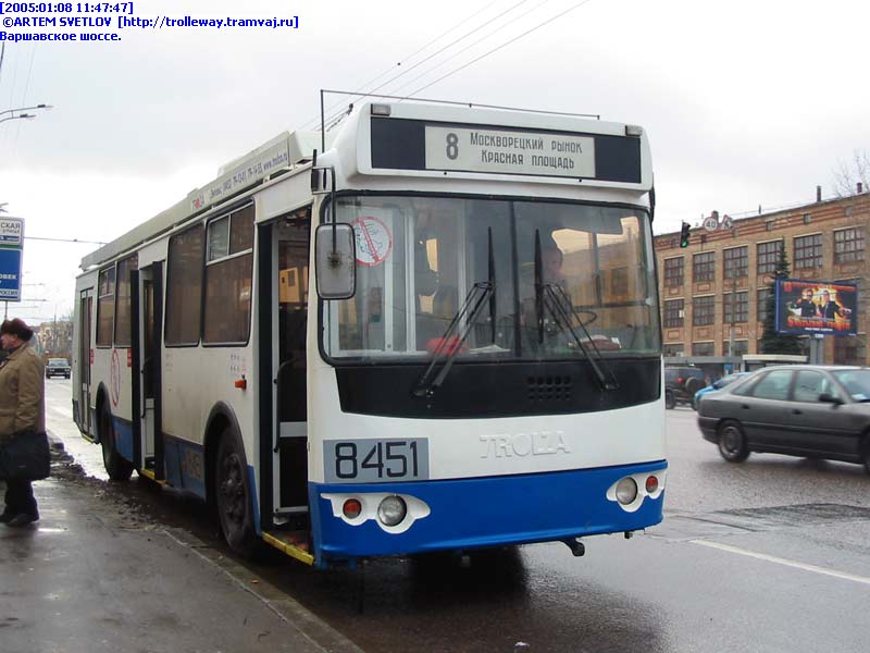 Москва, ЗиУ-682Г-016.02 (с широкой 1-й дверью) № 8451