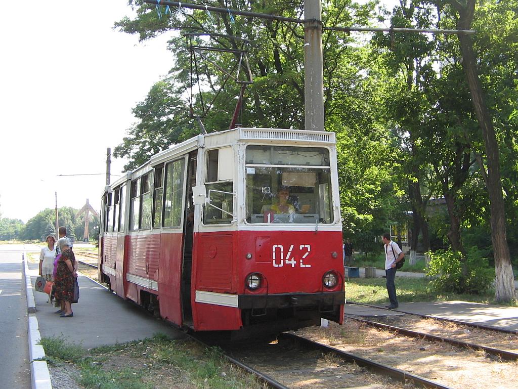 Авдеевка, 71-605 (КТМ-5М3) № 042
