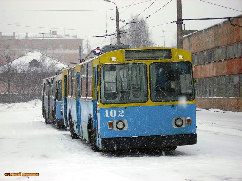 Тверь, ЗиУ-682В [В00] № 102; Тверь — Троллейбусный парк