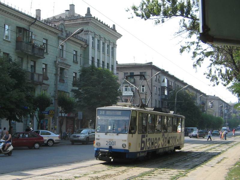 Каменское, Татра-Юг Т6Б5 № 2001