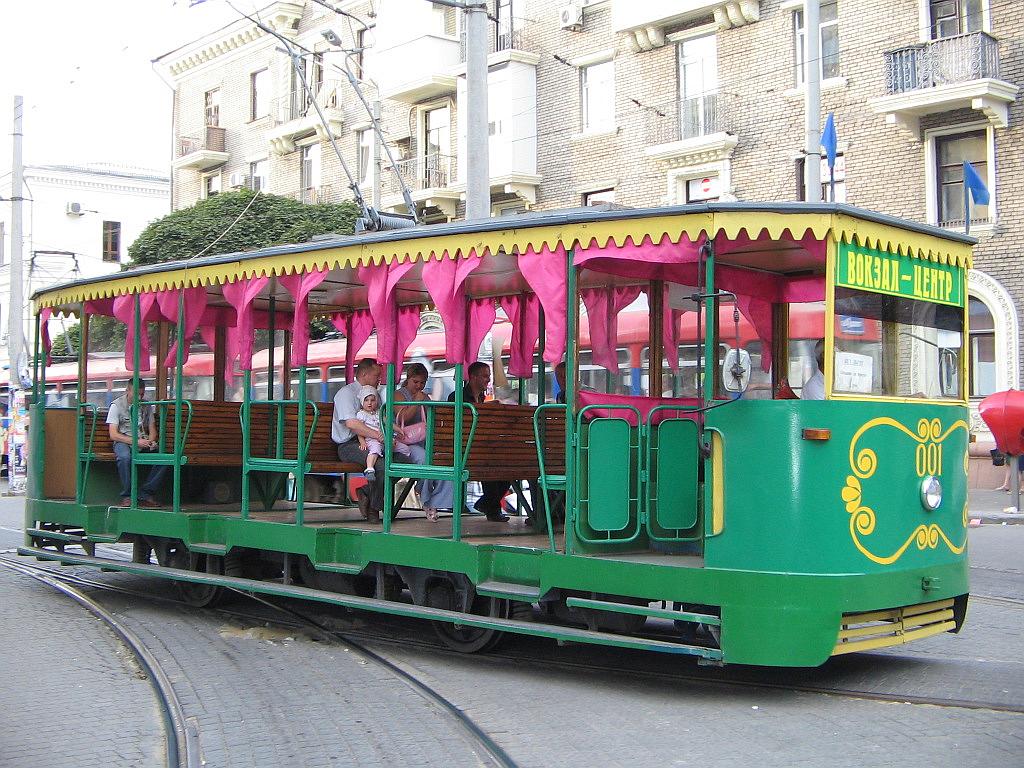 Днепър, Двухосный моторный вагон № 001