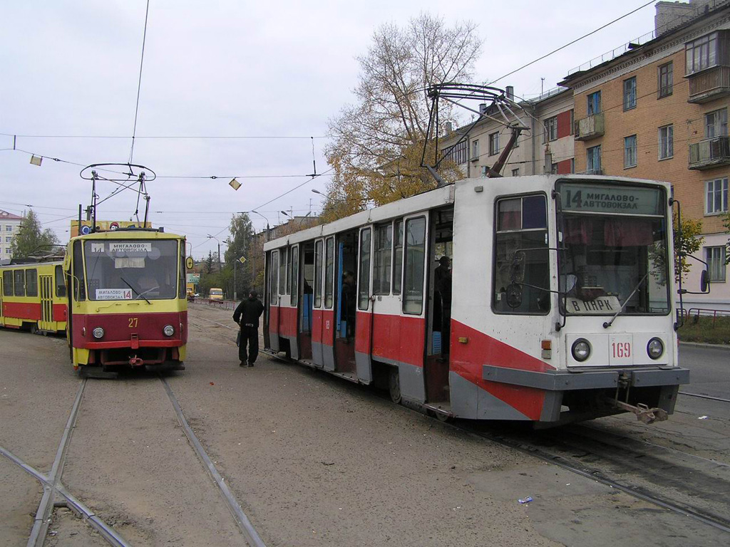 Тверь, 71-608К № 169; Тверь, Tatra T6B5SU № 27; Тверь — Тверской трамвай в начале 2000-х гг. (2002 — 2006 гг.)